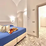 Comfy 2 Bedrooms Near The شقة أمالفي