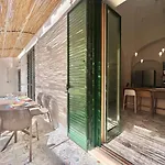 Comfy 2 Bedrooms Near The