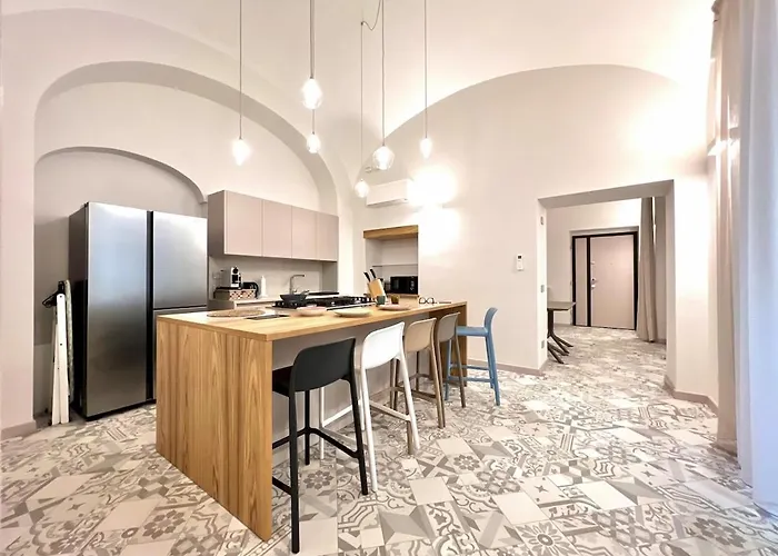 アパート Comfy 2 Bedrooms Near The *