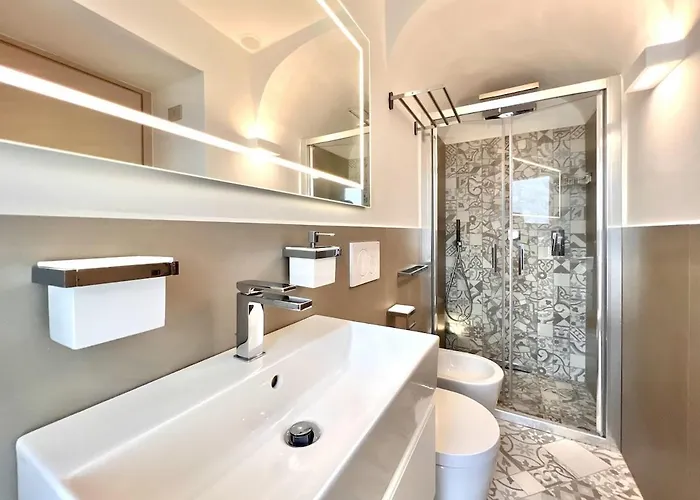 アパート Comfy 2 Bedrooms Near The