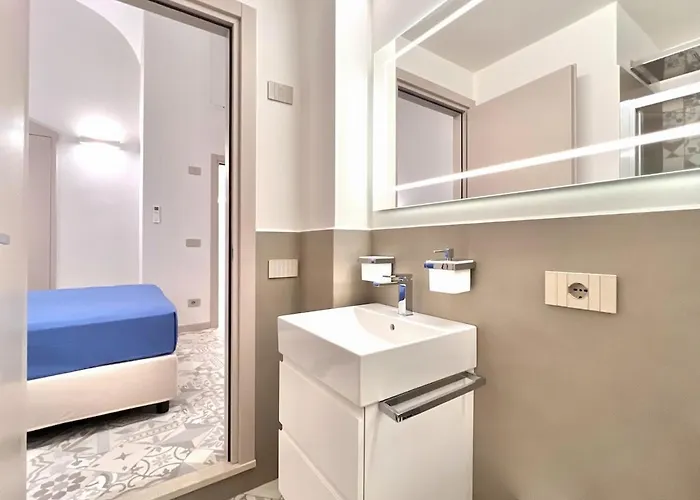 Comfy 2 Bedrooms Near The *