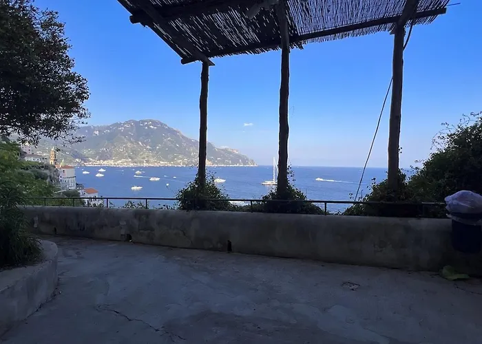 Lejlighed Comfy 2 Bedrooms Near The Amalfi