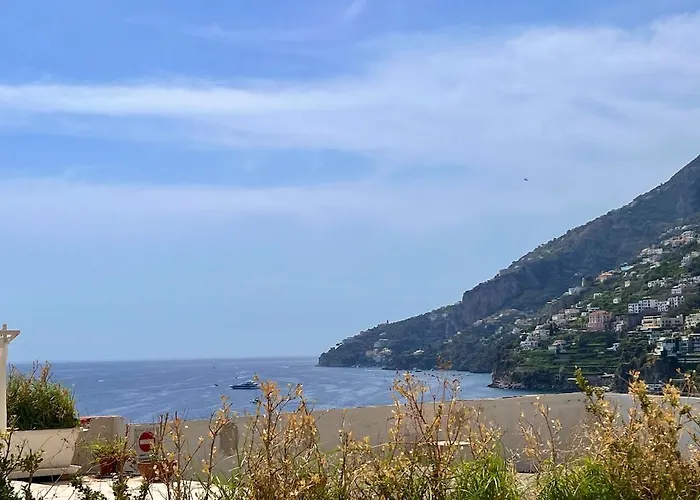 Comfy 2 Bedrooms Near The Amalfi